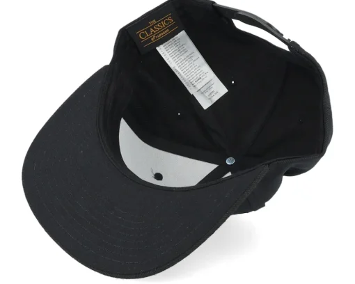Bear Engraved Black Snapback - Wild Spirit