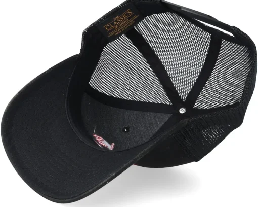 BM Cross Dark Camo Trucker - Bearded Man
