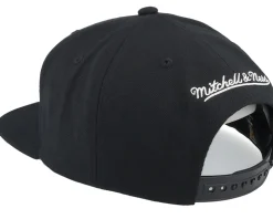 Boston Bruins Conference Patch Vintage Black Snapback - Mitchell & Ness