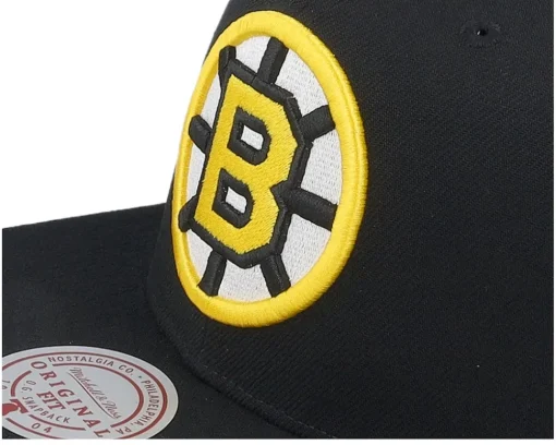 Boston Bruins Conference Patch Vintage Black Snapback - Mitchell & Ness