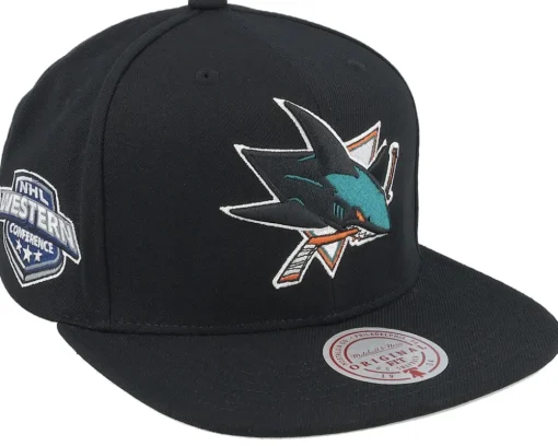 Boston Bruins Conference Patch Vintage Black Snapback - Mitchell & Ness