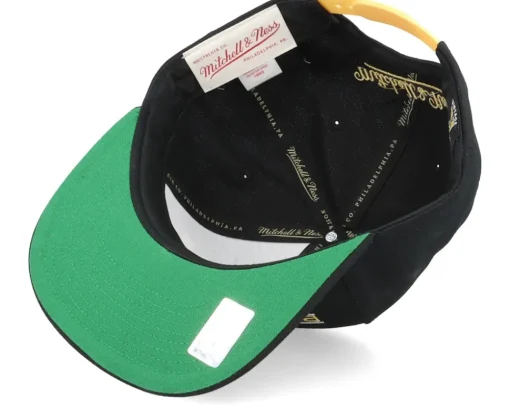 Boston Bruins Retro Lock Up Black Snapback - Mitchell & Ness