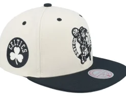 Boston Celtics Evergreen Cream Off White/Black Snapback - Mitchell & Ness