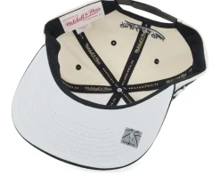 Boston Celtics Evergreen Cream Off White/Black Snapback - Mitchell & Ness