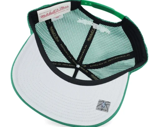 Boston Celtics Evergreen Green Trucker - Mitchell & Ness