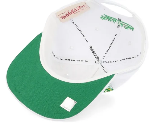 Boston Celtics 90's Playa Dee Brown White Snapback - Mitchell & Ness
