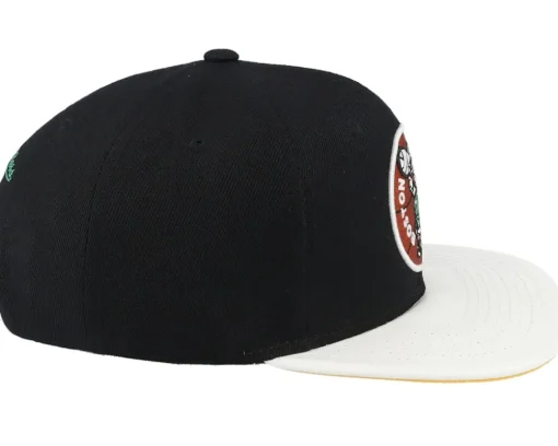 Boston Celtics SSBSTS Hwc Black/White Snapback - Mitchell & Ness