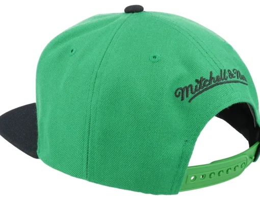 Boston Celtics Team Two Tone 2.0 Green/Black Snapback - Mitchell & Ness