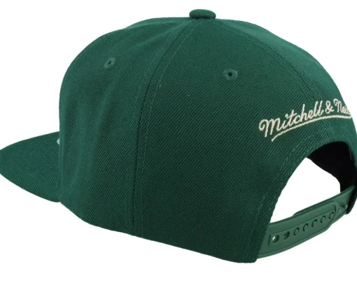 Boston Celtics With Love Green Snapback - Mitchell & Ness