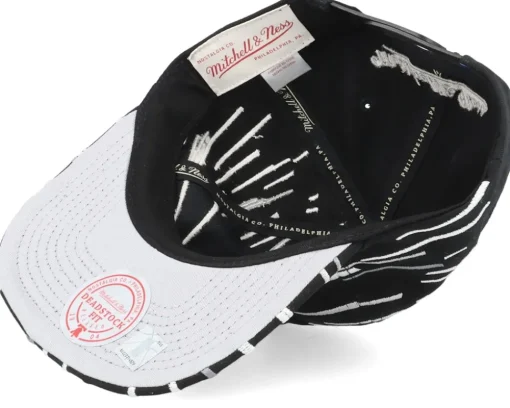 Brooklyn Nets Burst Deadstock Black Snapback - Mitchell & Ness
