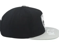 Brooklyn Nets Logo Bill Black/Grey Snapback - Mitchell & Ness