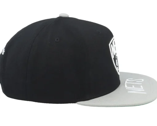 Brooklyn Nets Logo Bill Black/Grey Snapback - Mitchell & Ness