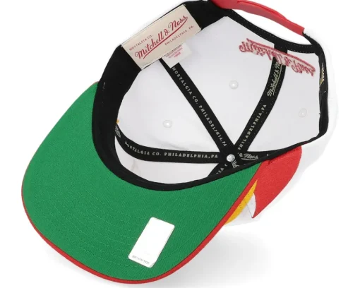 Calgary Flames Vintage Sharktooth White/Red Snapback - Mitchell & Ness
