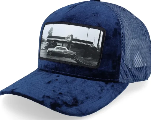 Car & Drive-through Velvet White/Black A-Frame Trucker - Calza Pennello