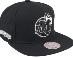 Charlotte Hornets Evergreen Black/White Snapback - Mitchell & Ness