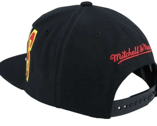 Chicago Blackhawks Varsity Bust Black Snapback - Mitchell & Ness