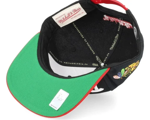Chicago Blackhawks Vintage Script Black Snapback - Mitchell & Ness