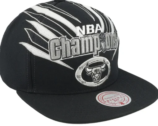 Chicago Bulls 98 Champ Flipside Black/White Snapback - Mitchell & Ness