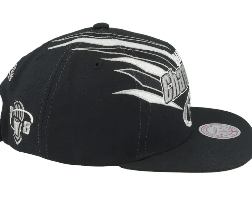 Chicago Bulls 98 Champ Flipside Black/White Snapback - Mitchell & Ness