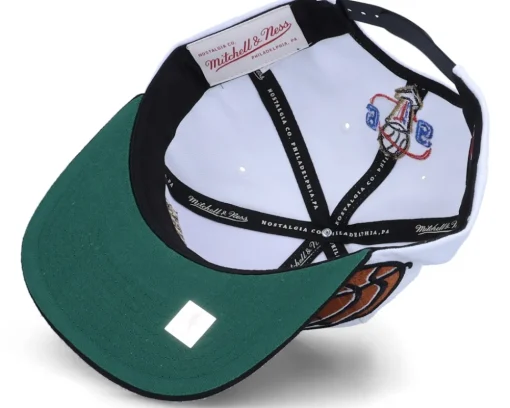 Chicago Bulls 96 Champions Wave 2T Hwc White/Black Snapback - Mitchell & Ness