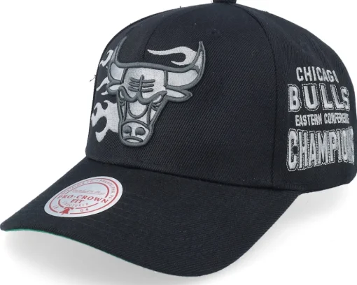 Chicago Bulls Beautiful Chaos Pro Black A-frame Adjustable - Mitchell & Ness