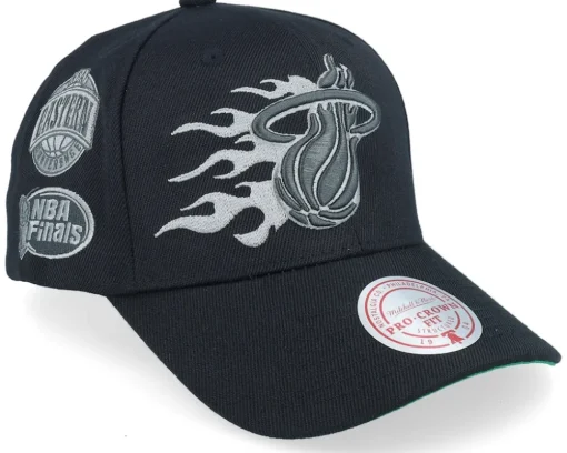 Chicago Bulls Beautiful Chaos Pro Black A-frame Adjustable - Mitchell & Ness