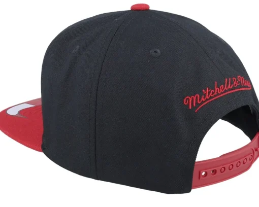 Chicago Bulls Big Mouth Black/Red Snapback - Mitchell & Ness