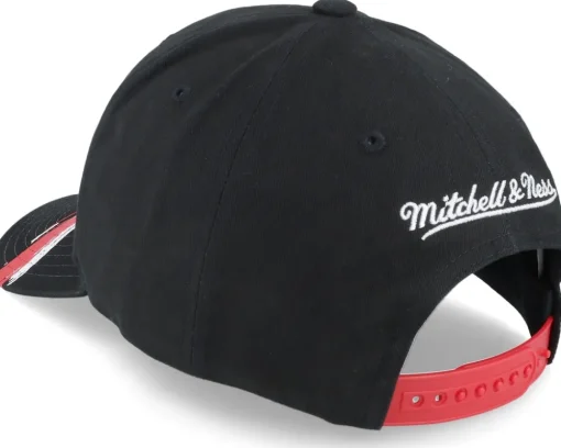 Chicago Bulls Brushed Past Ya Pro Black Adjustable - Mitchell & Ness