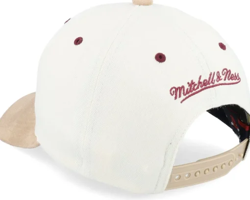 Chicago Bulls Cardinal Classic Red Cream Adjustable - Mitchell & Ness