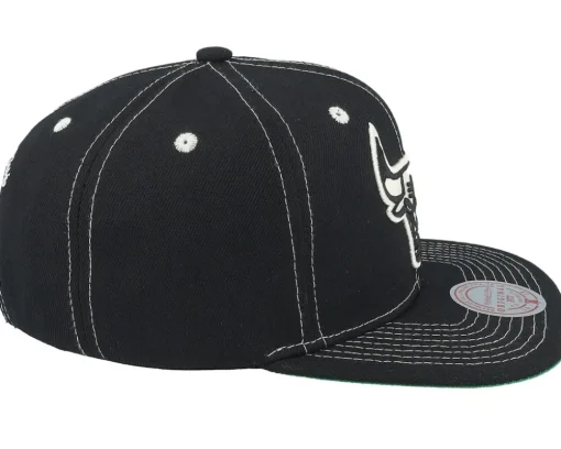 Chicago Bulls Contrast Natural Black Snapback - Mitchell & Ness