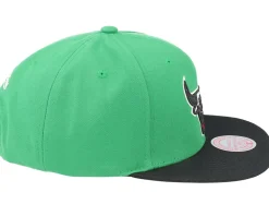 Chicago Bulls Core Basic Green/Black Snapback - Mitchell & Ness