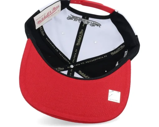 Chicago Bulls Core I White/Black/Red Snapback - Mitchell & Ness
