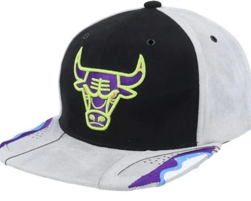 Chicago Bulls Day 6 Black/Grey/Purple Snapback - Mitchell & Ness