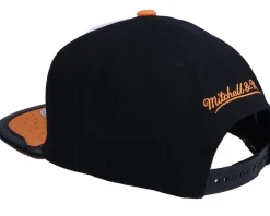 Chicago Bulls Day One White/Orange Snapback - Mitchell & Ness