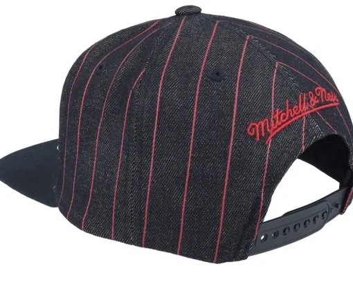Chicago Bulls Dem Stripes Black Snapback - Mitchell & Ness