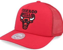 Chicago Bulls Evergreen Red Trucker - Mitchell & Ness