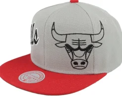 Chicago Bulls Knock Out Panel Grey/Red Snapback - Mitchell & Ness
