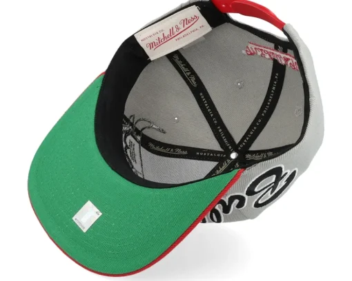 Chicago Bulls Knock Out Panel Grey/Red Snapback - Mitchell & Ness