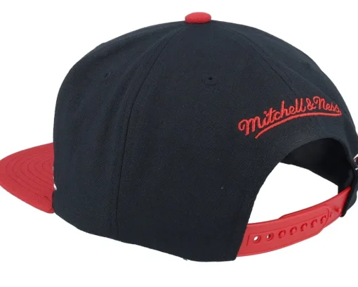 Chicago Bulls Life Line Black/Red Snapback - Mitchell & Ness