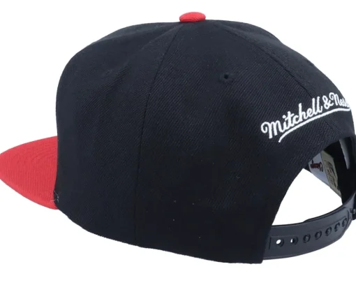 Chicago Bulls Low Big Face Black/red Snapback - Mitchell & Ness