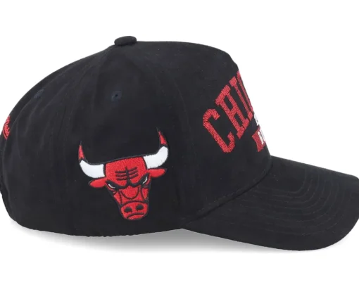 Chicago Bulls Shady Suede Pro Black/Red Adjustable - Mitchell & Ness