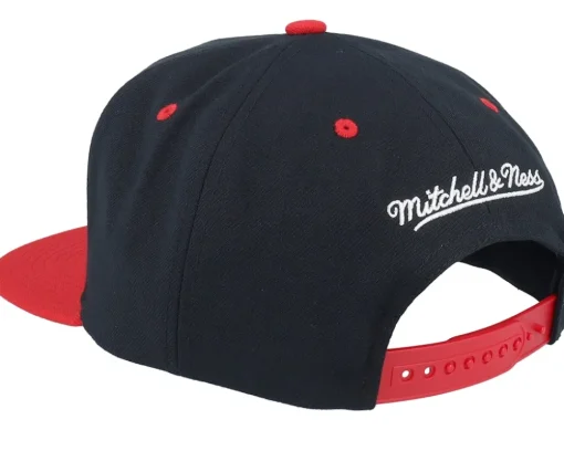 Chicago Bulls Shattered Black/Red Snapback - Mitchell & Ness