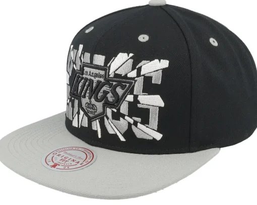 Chicago Bulls Shattered Black/Red Snapback - Mitchell & Ness