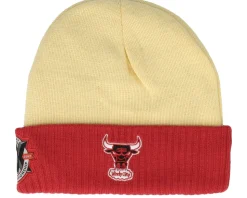 Chicago Bulls Side Patch Knit Off White/Red Cuff - Mitchell & Ness