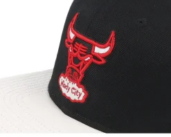 Chicago Bulls SSBSTS Hwc Black/White Snapback - Mitchell & Ness