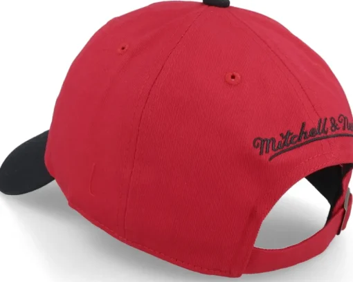 Chicago Bulls Team 2 Tone Red/Black Dad Cap - Mitchell & Ness