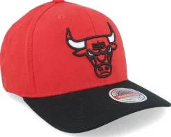 Chicago Bulls Wool 2 Tone Stretch Red/Black Adjustable - Mitchell & Ness