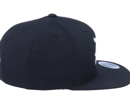 D Letter 3D Black Snapback - Iconic