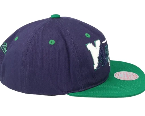 Dallas Mavericks Varsity Letter Blue/Green Snapback - Mitchell & Ness