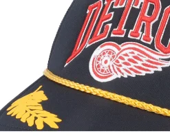 Detroit Red Wings Gold Leaf Hwc Black Trucker - Mitchell & Ness